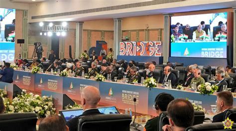 Как развивается сотрудничество: белорусская делегация на предприятии «Метровагонмаш»